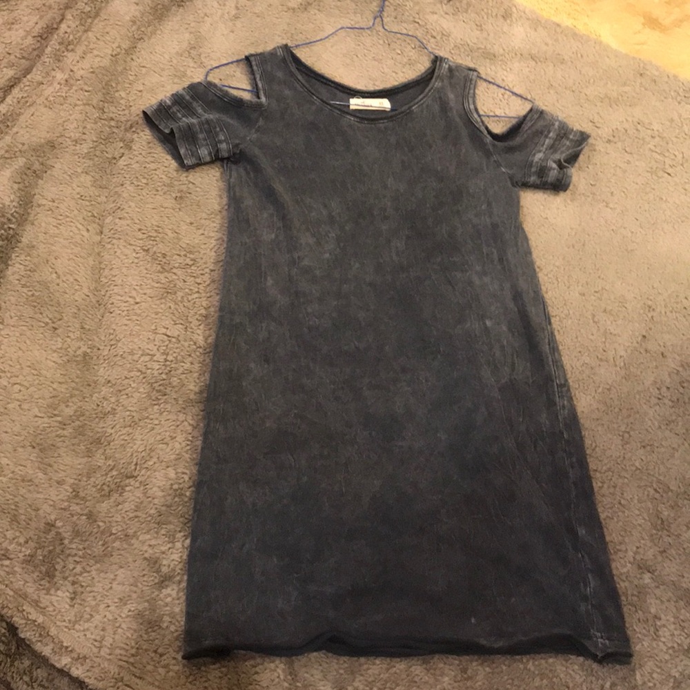 Navy blue Hollister cold shoulder T-shirt dress